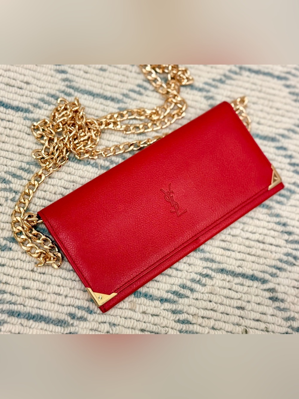 YSL Vintage 80’s Old Money Quiet Luxury Red Pebbled Leather Wallet W/ Crossbody - Picture 4 of 16